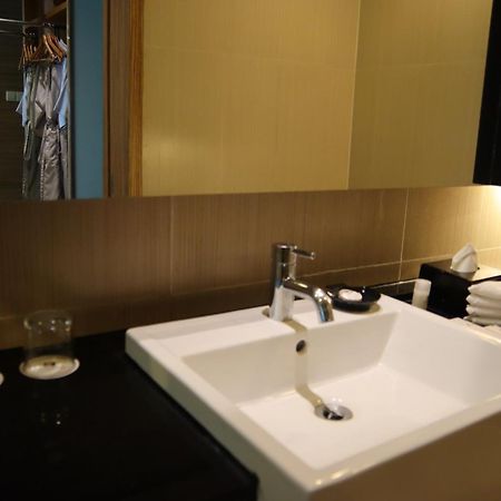 The Klagan Hotel Kota Kinabalu Esterno foto