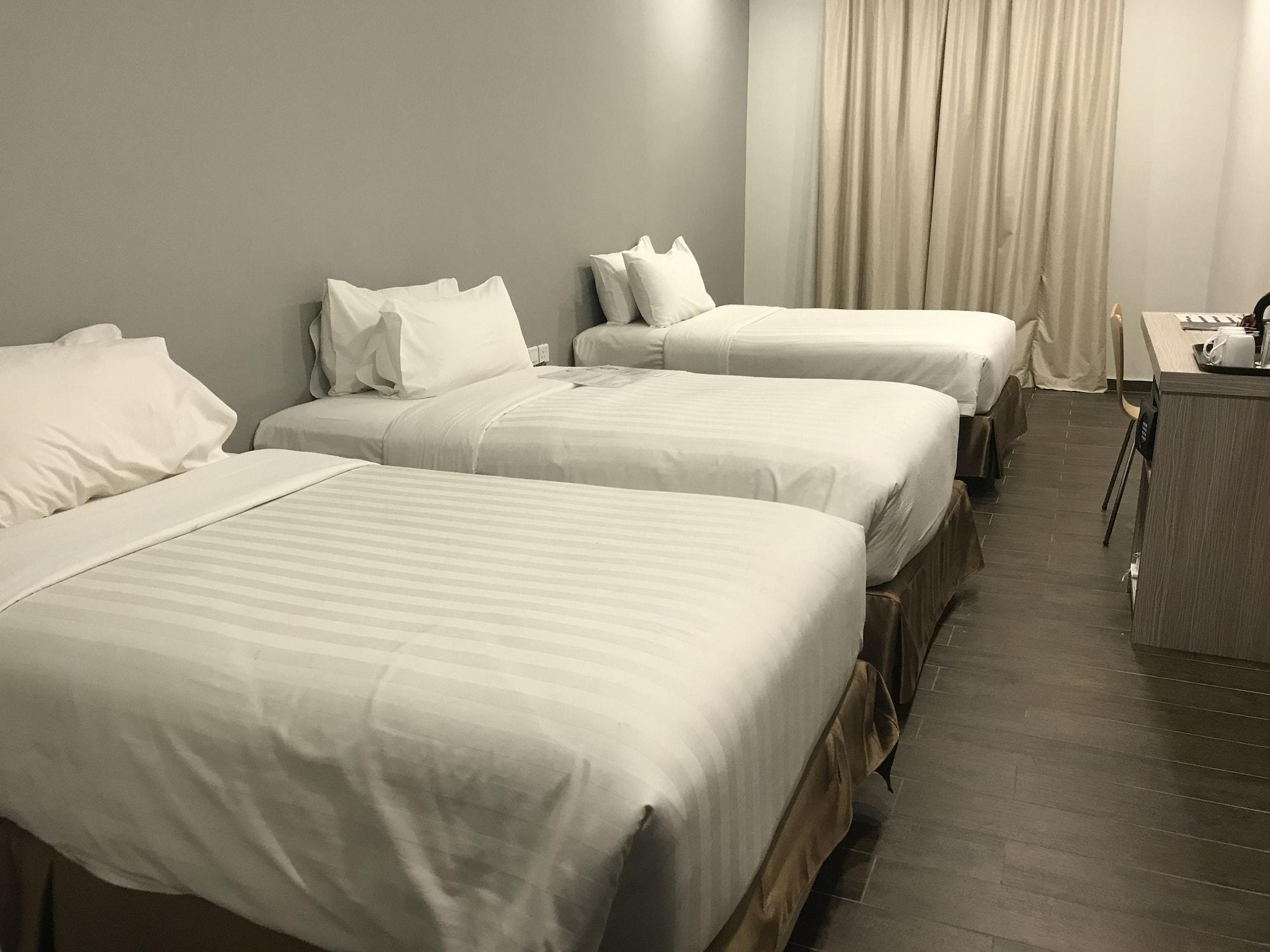 The Klagan Hotel Kota Kinabalu Esterno foto