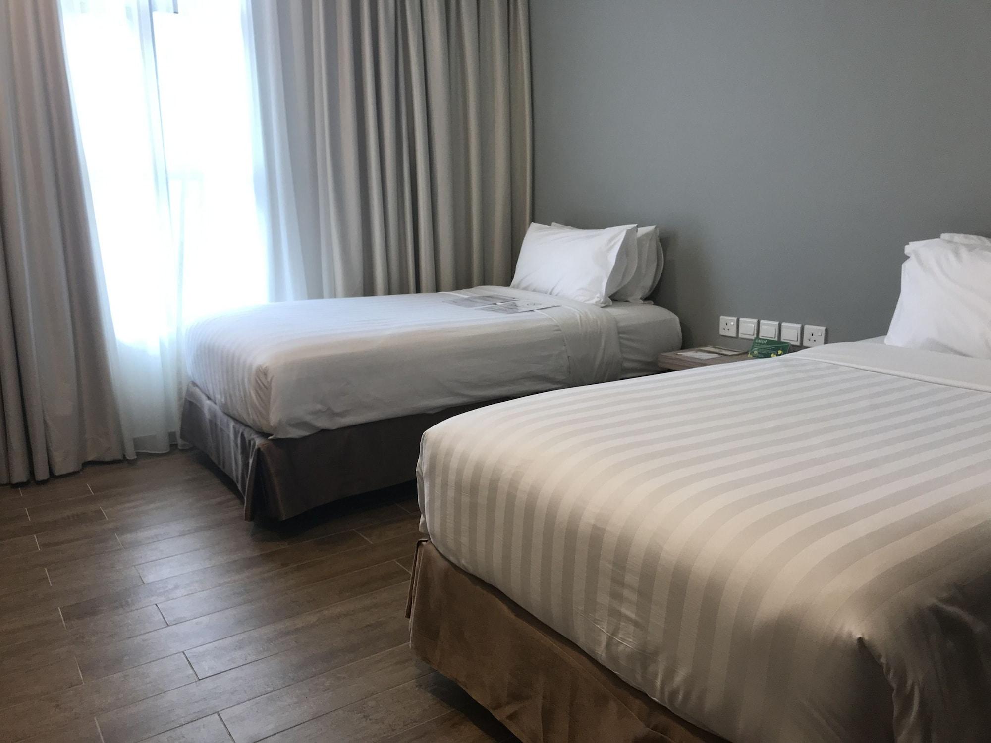 The Klagan Hotel Kota Kinabalu Esterno foto