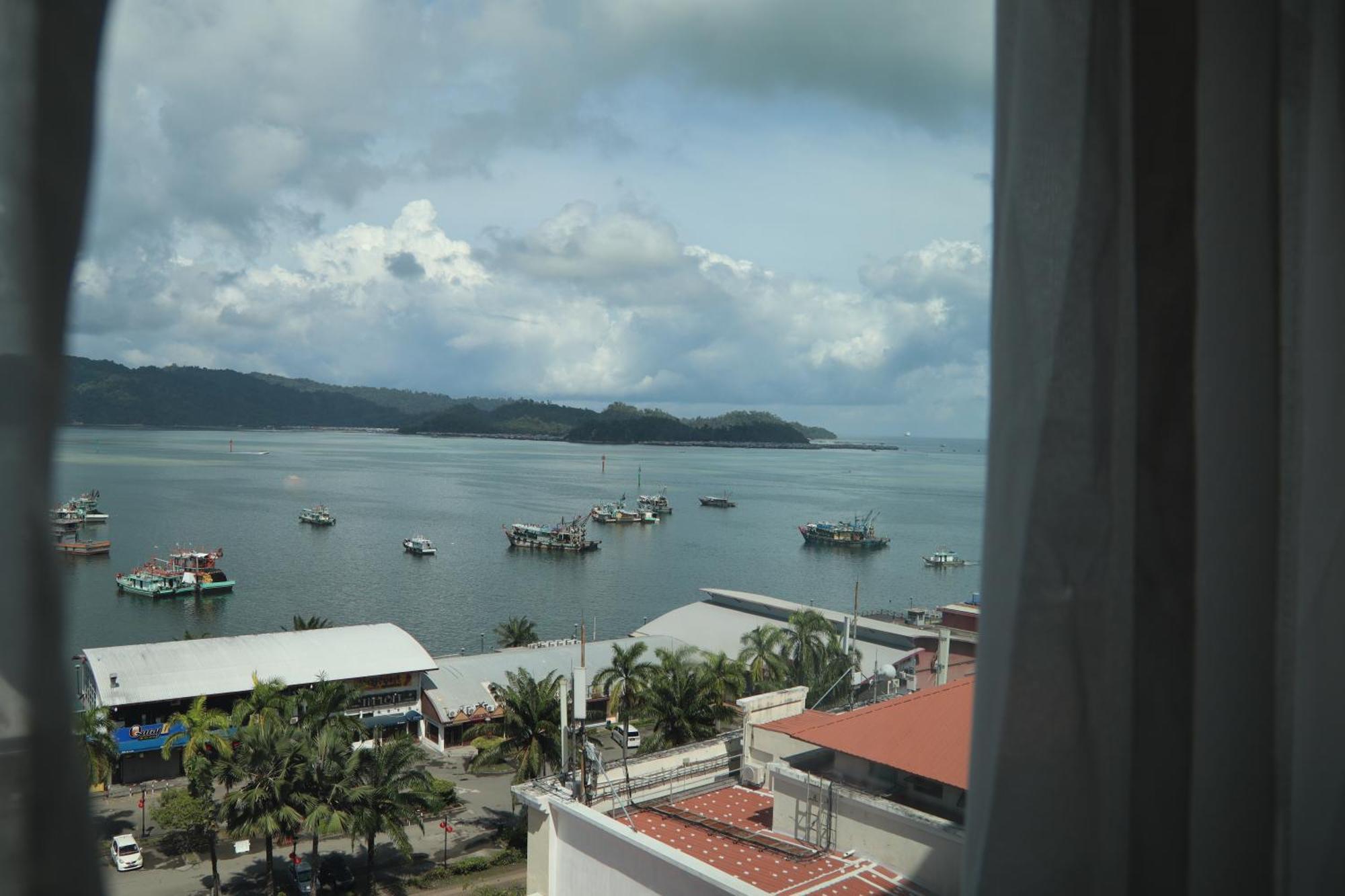 The Klagan Hotel Kota Kinabalu Esterno foto